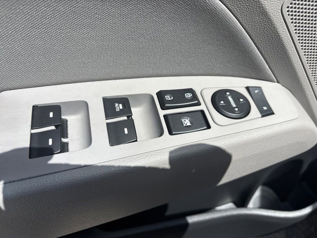 Used 2019 Hyundai Elantra Value Edition FWD image 16