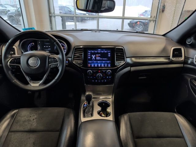 Used 2019 Jeep Grand Cherokee Altitude AWD/4WD image 20