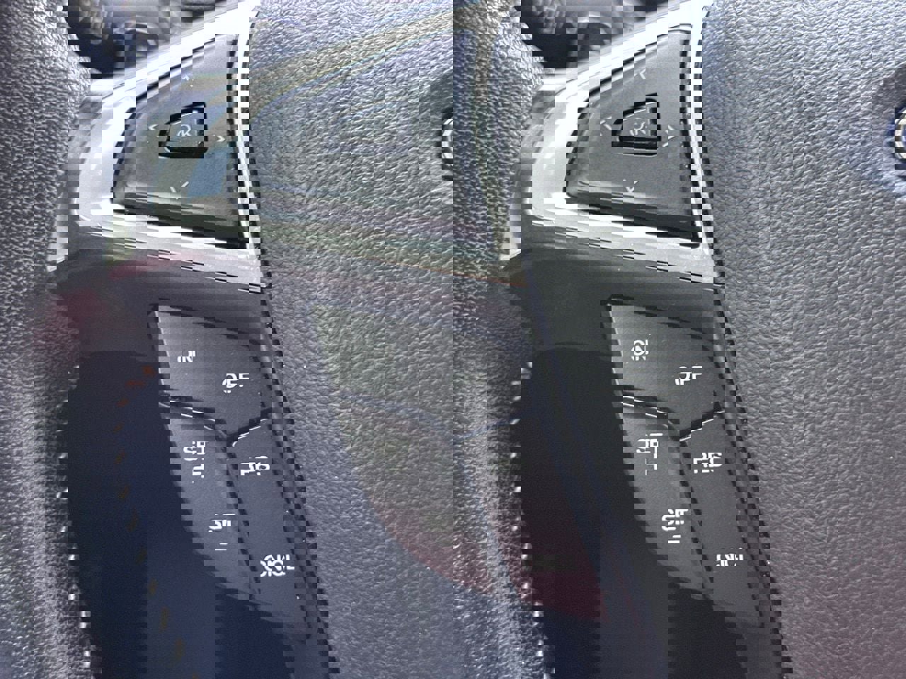 Used 2019 Ford Fusion SE w/ Equipment Group 151A image 24