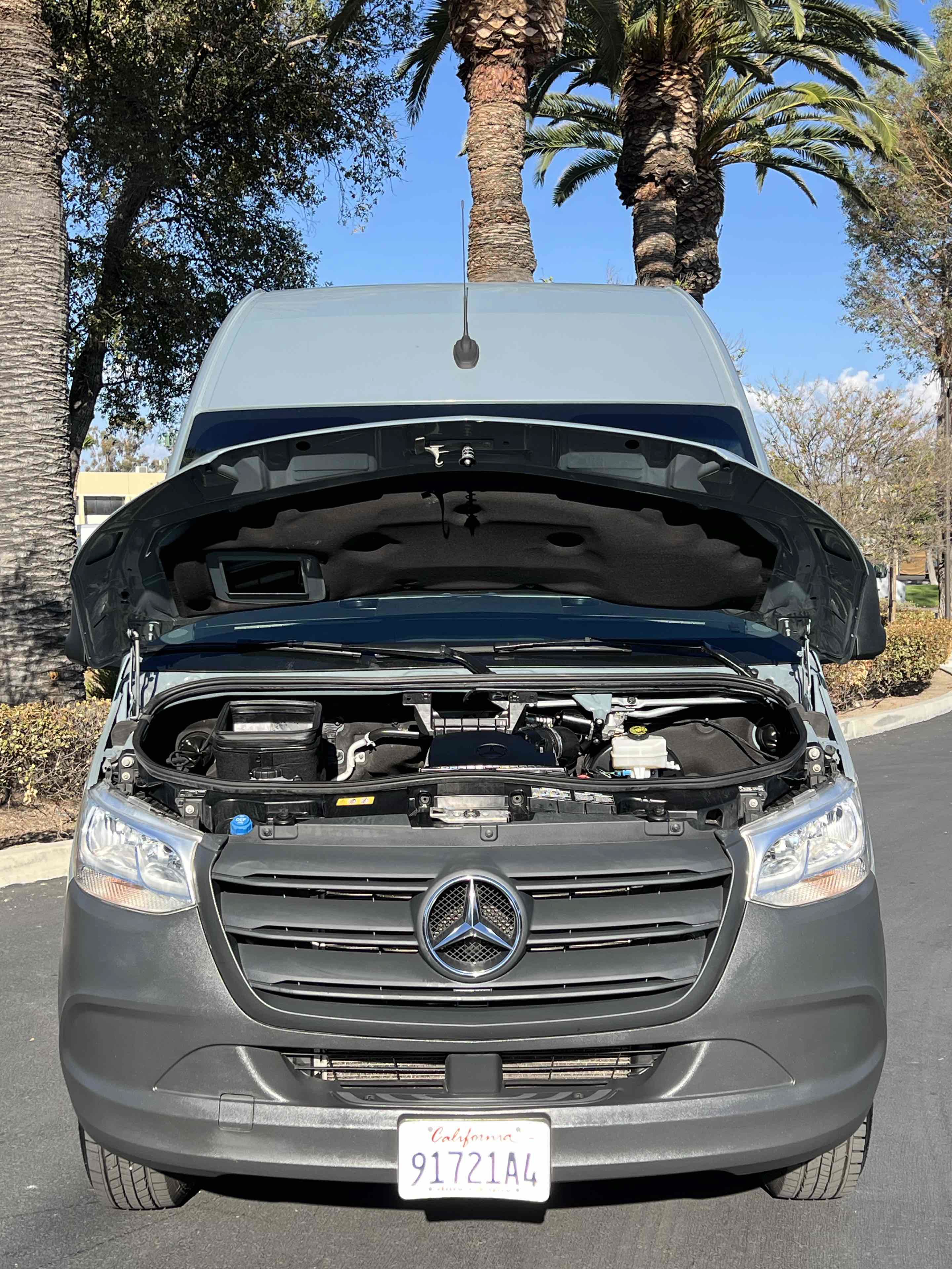 Used 2024 Mercedes-Benz Sprinter 2500 image 28
