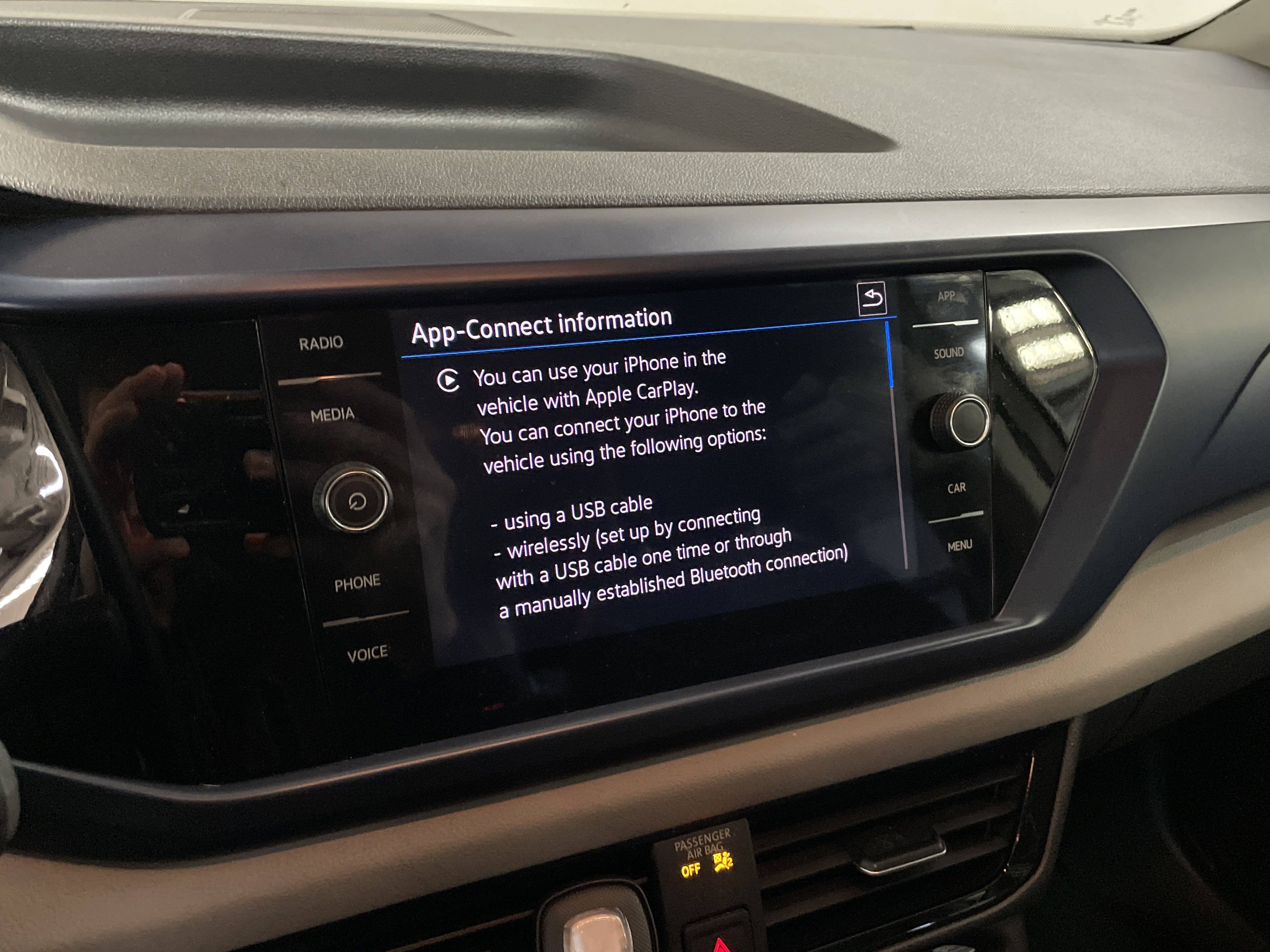 Used 2023 Volkswagen Taos SE w/ Black Wheel Package FWD image 11