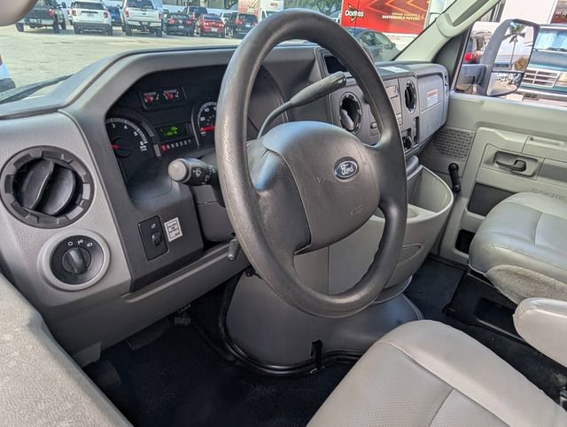 Used 2015 Ford E-350 and Econoline 350 Super Duty image 8