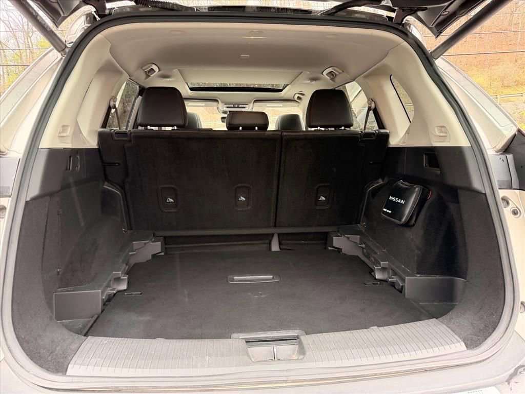 Used 2023 Nissan Rogue Platinum w/ Platinum Premium Package image 27