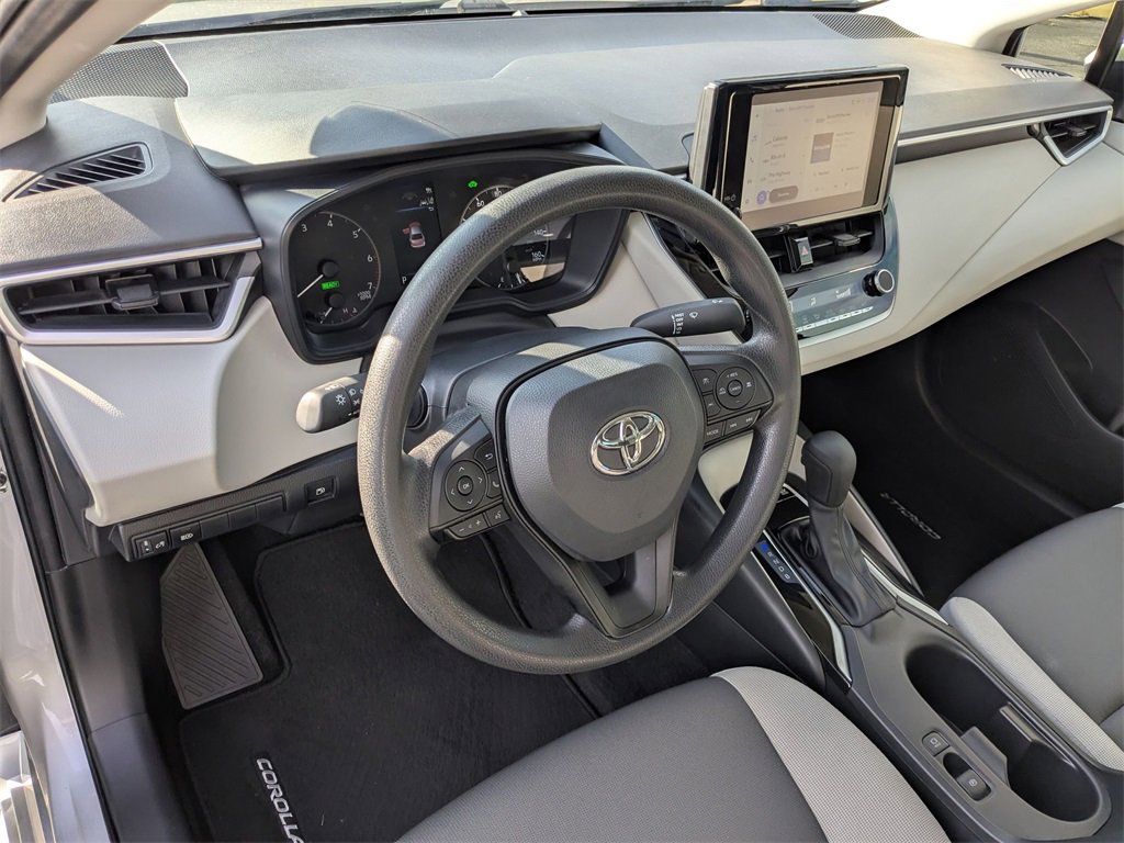 Used 2024 Toyota Corolla LE image 9