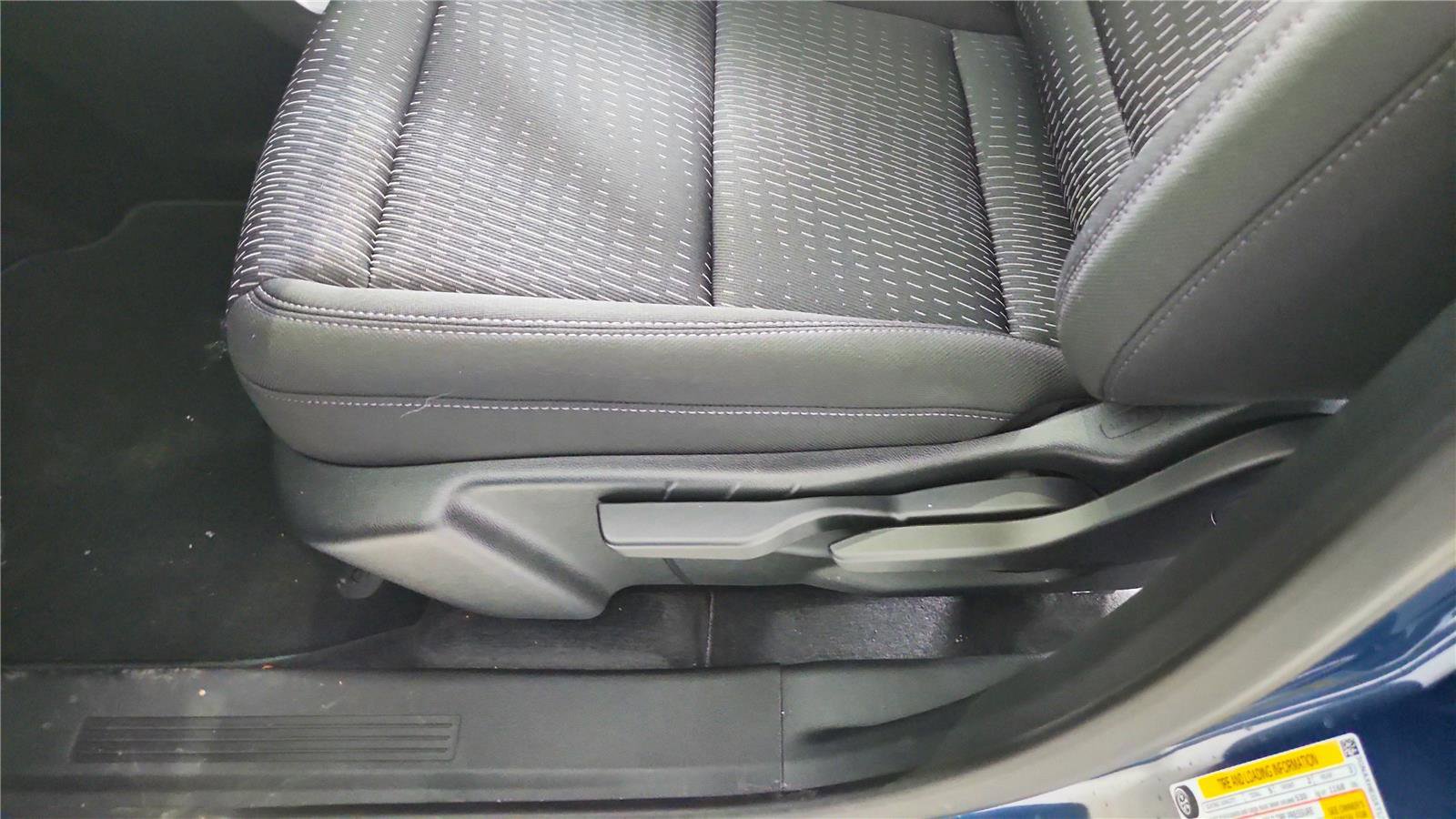 Used 2026 Chevrolet Equinox LT image 30