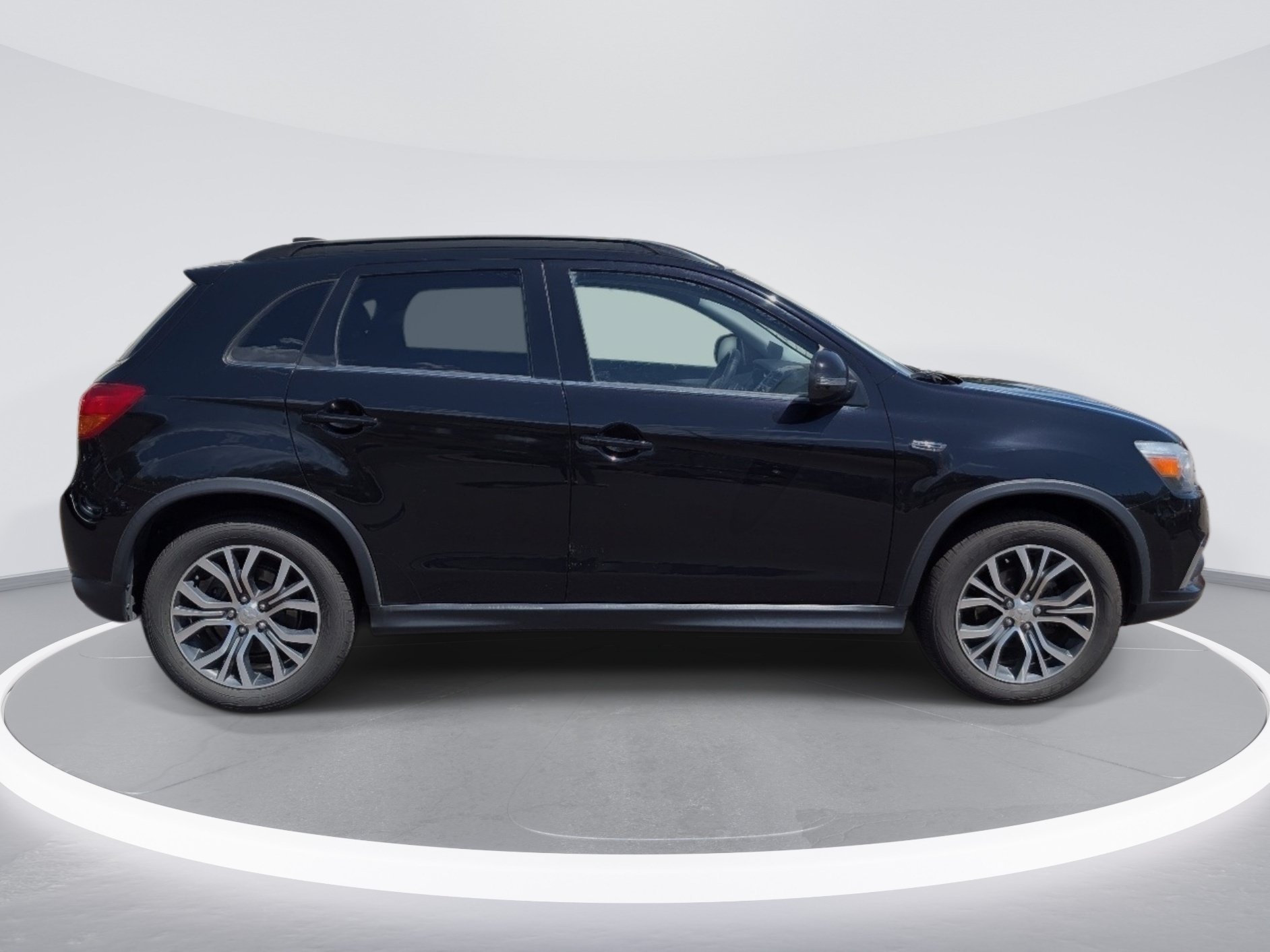 Used 2017 Mitsubishi Outlander Sport SEL AWD/4WD image 4