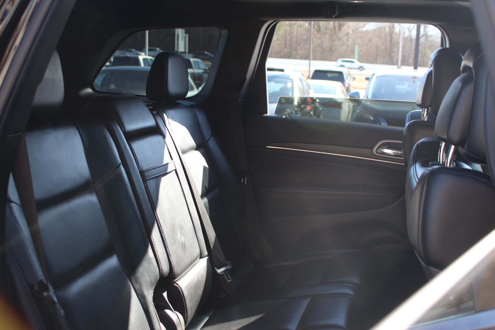 Used 2021 Jeep Grand Cherokee Limited w/ Luxury Group II image 33