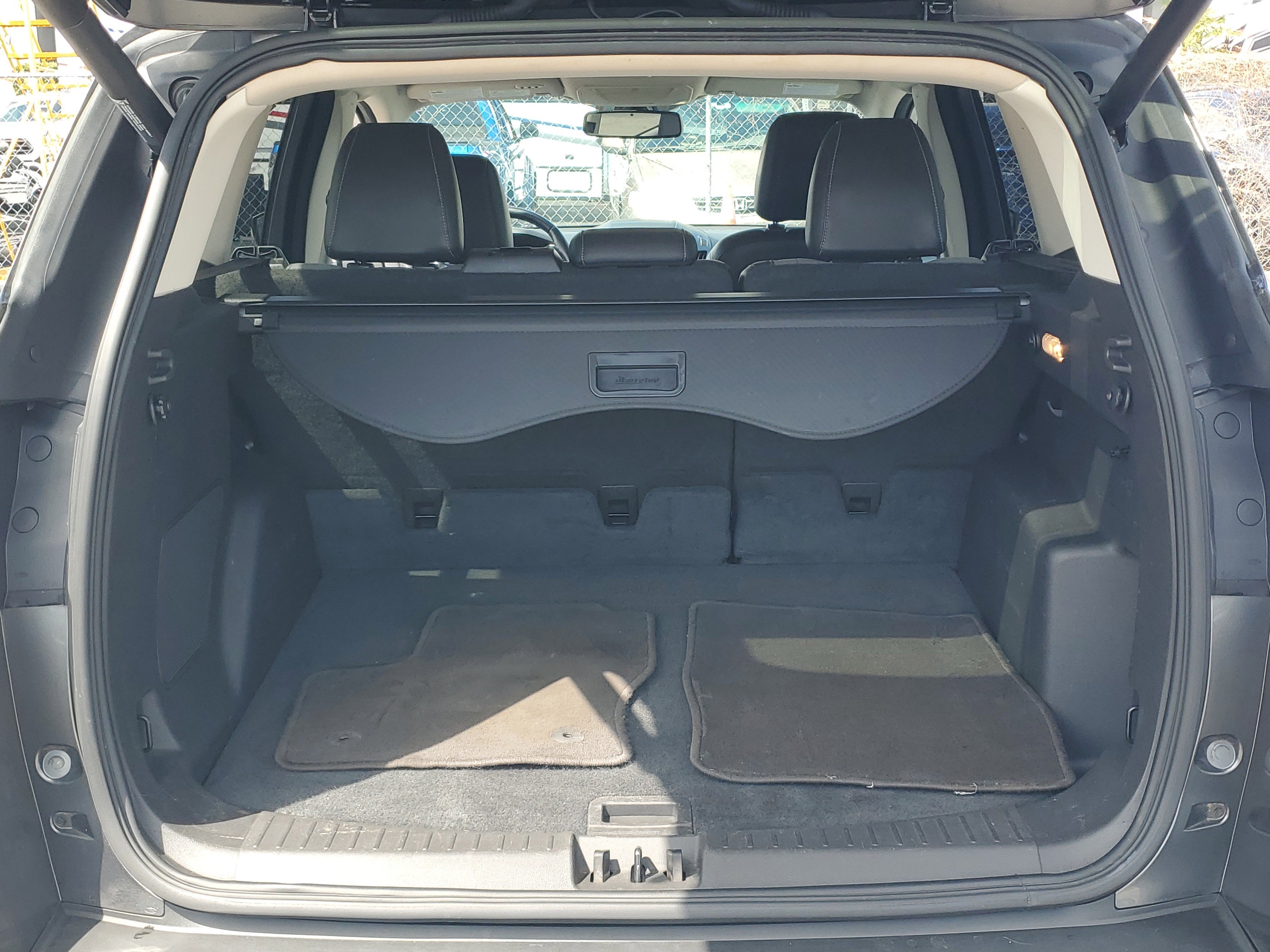 Used 2017 Ford Escape Titanium FWD image 6