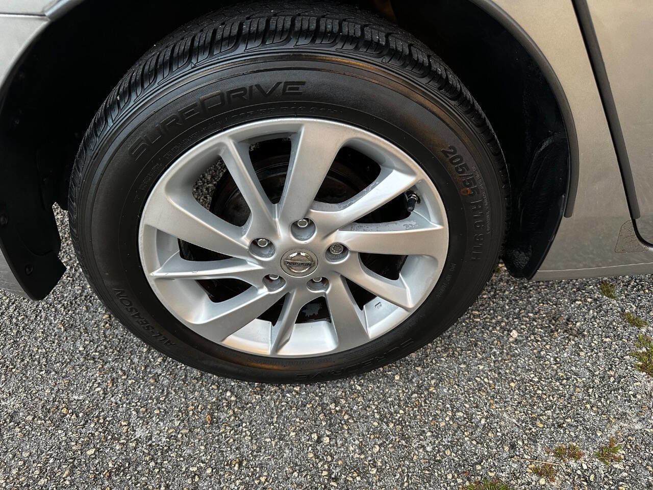 Used 2014 Nissan Sentra SV image 17