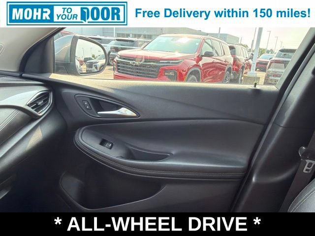 Used 2020 Buick Encore GX Essence w/ Sport Touring Package AWD/4WD image 29