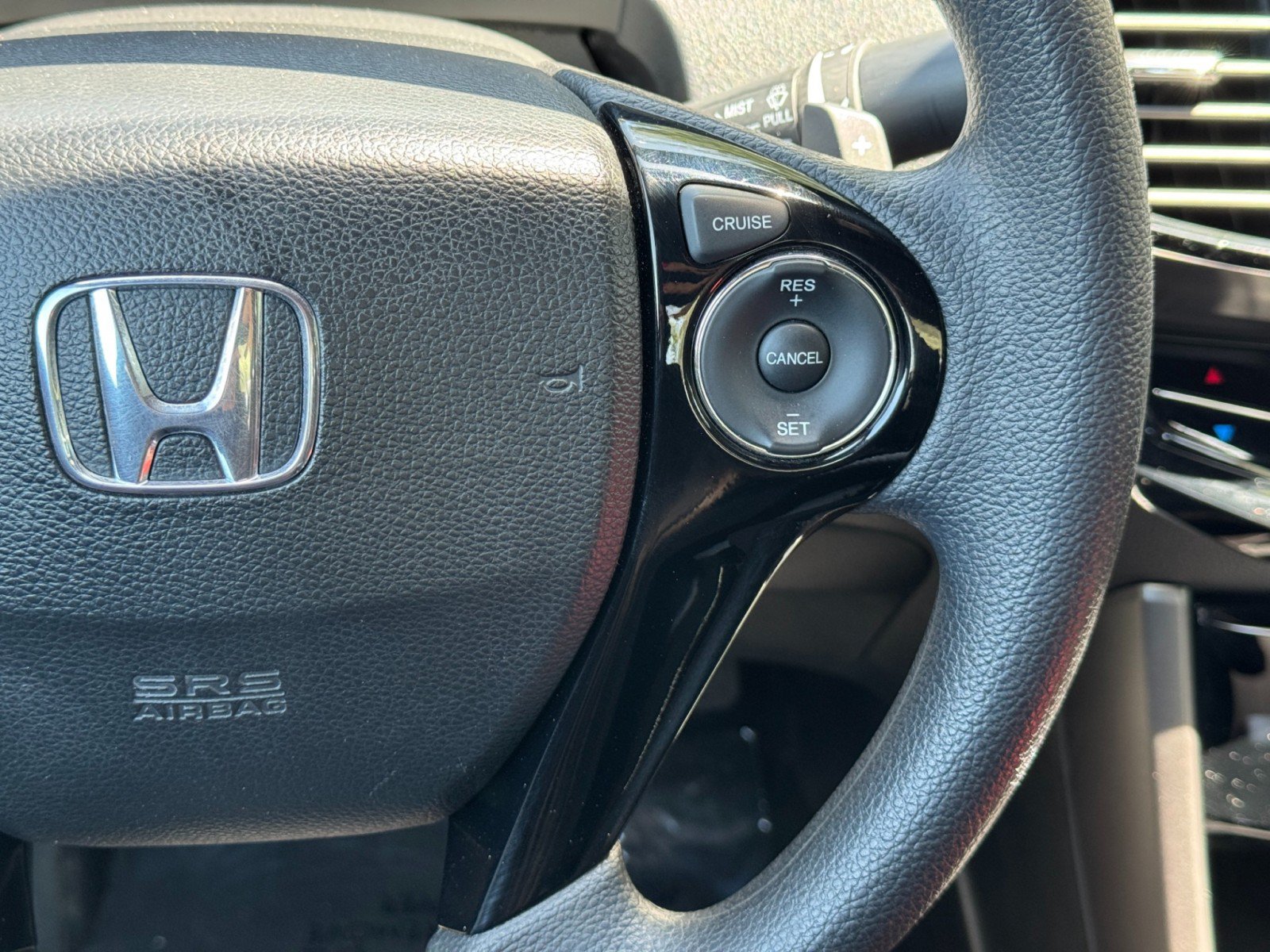 Used 2017 Honda Accord EX image 21