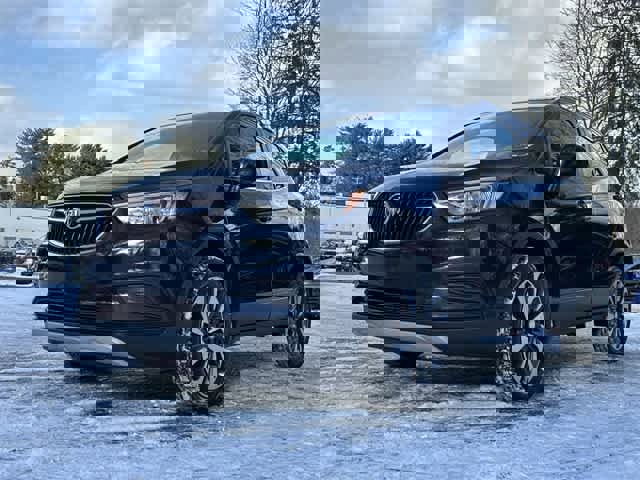 Used 2021 Buick Encore Preferred image 17