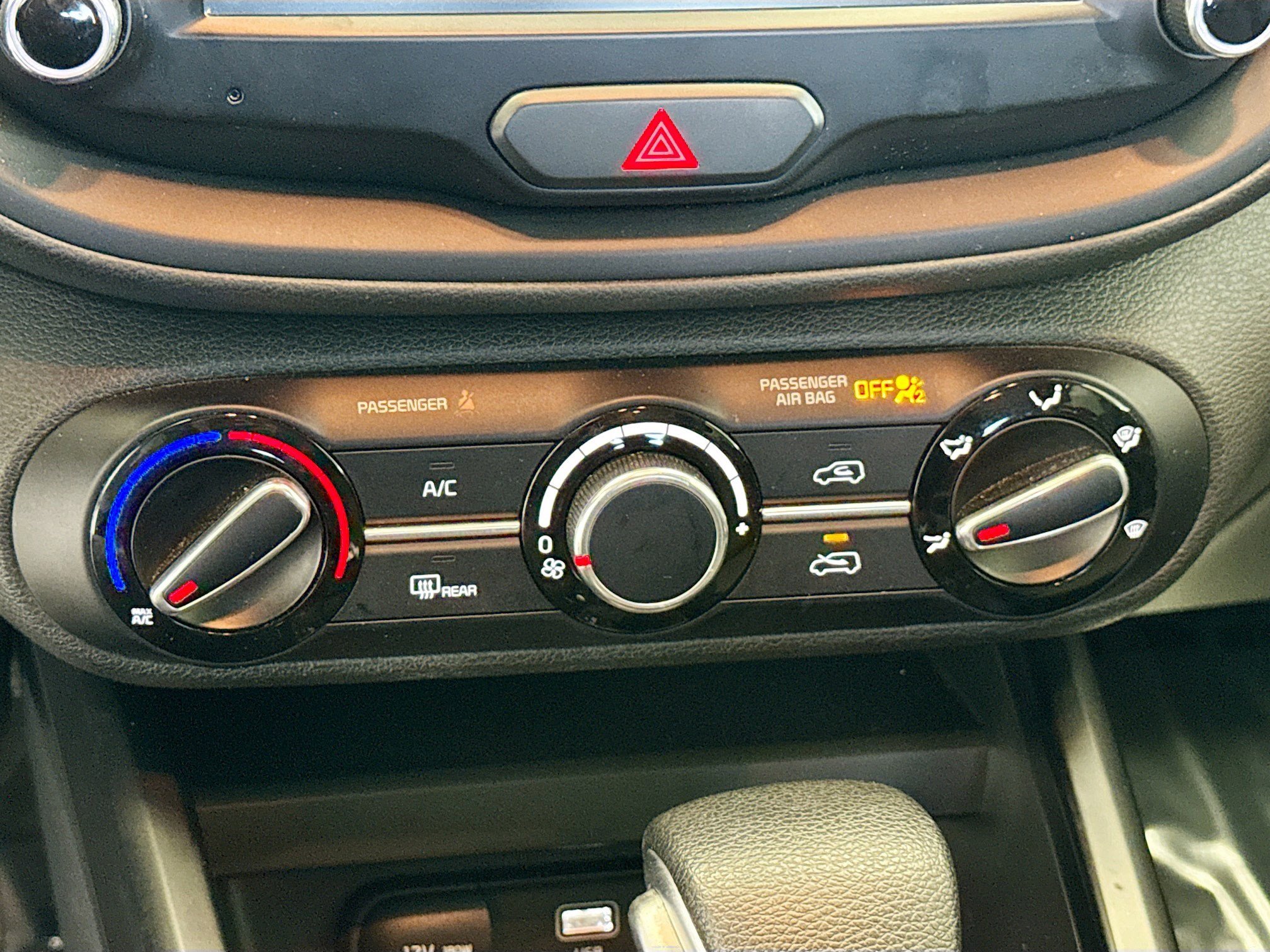 Used 2023 Kia Soul LX w/ Option Group 015 image 10