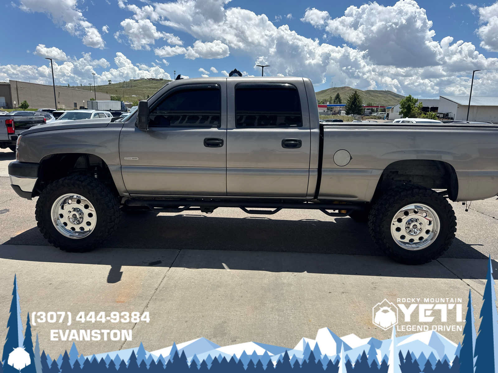 Used 2007 Chevrolet Silverado 2500 LT w/ Heavy-Duty Power Package AWD/4WD image 6