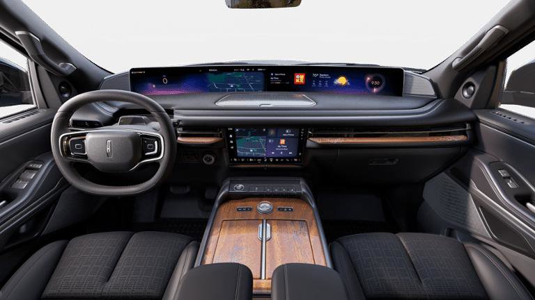 New 2025 Lincoln Navigator L Black Label AWD/4WD image 7