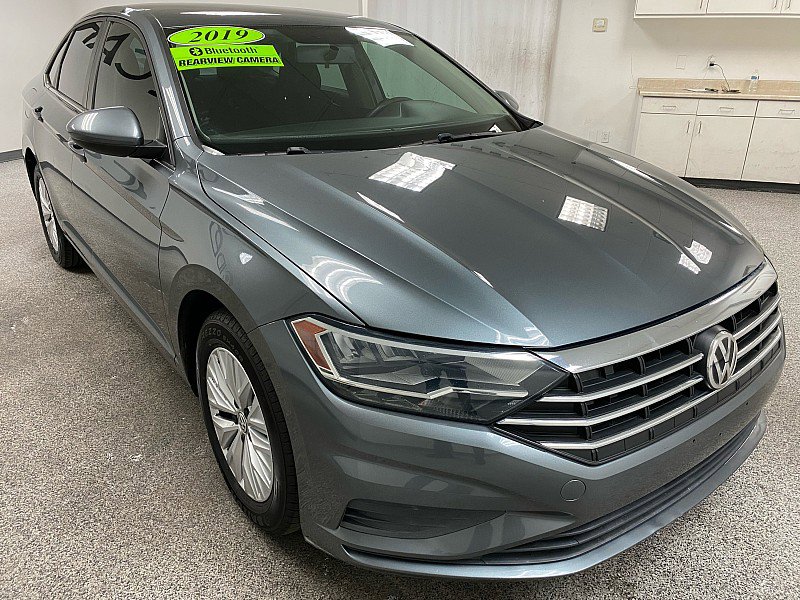Used 2019 Volkswagen Jetta S image 3