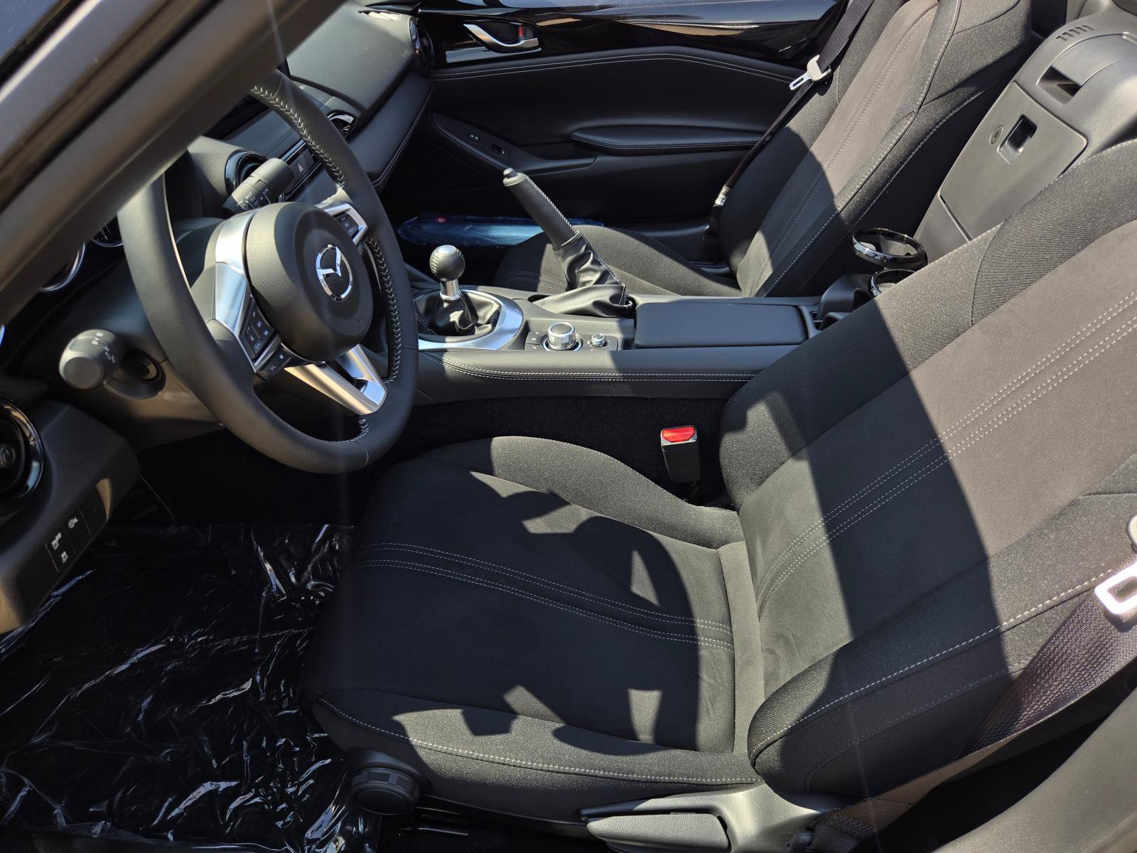 New 2026 MAZDA MX-5 Miata Club w/ Interior Package RWD image 15