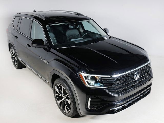 Used 2026 Volkswagen Atlas SEL Premium R-Line AWD/4WD image 4