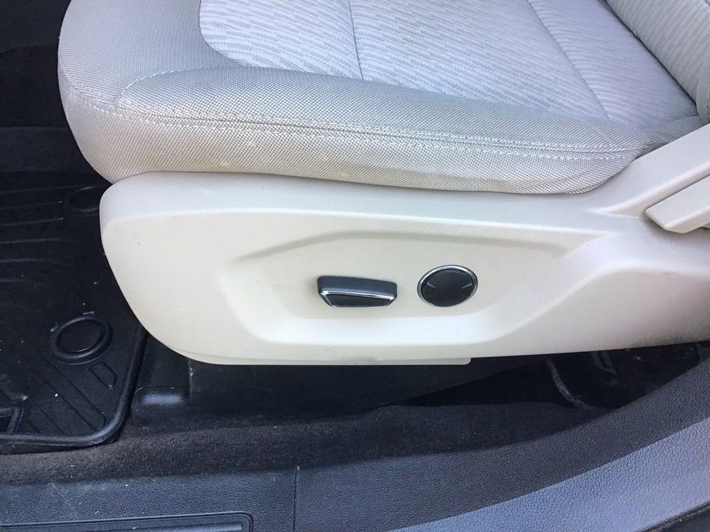 Used 2018 Ford Explorer 4WD image 9