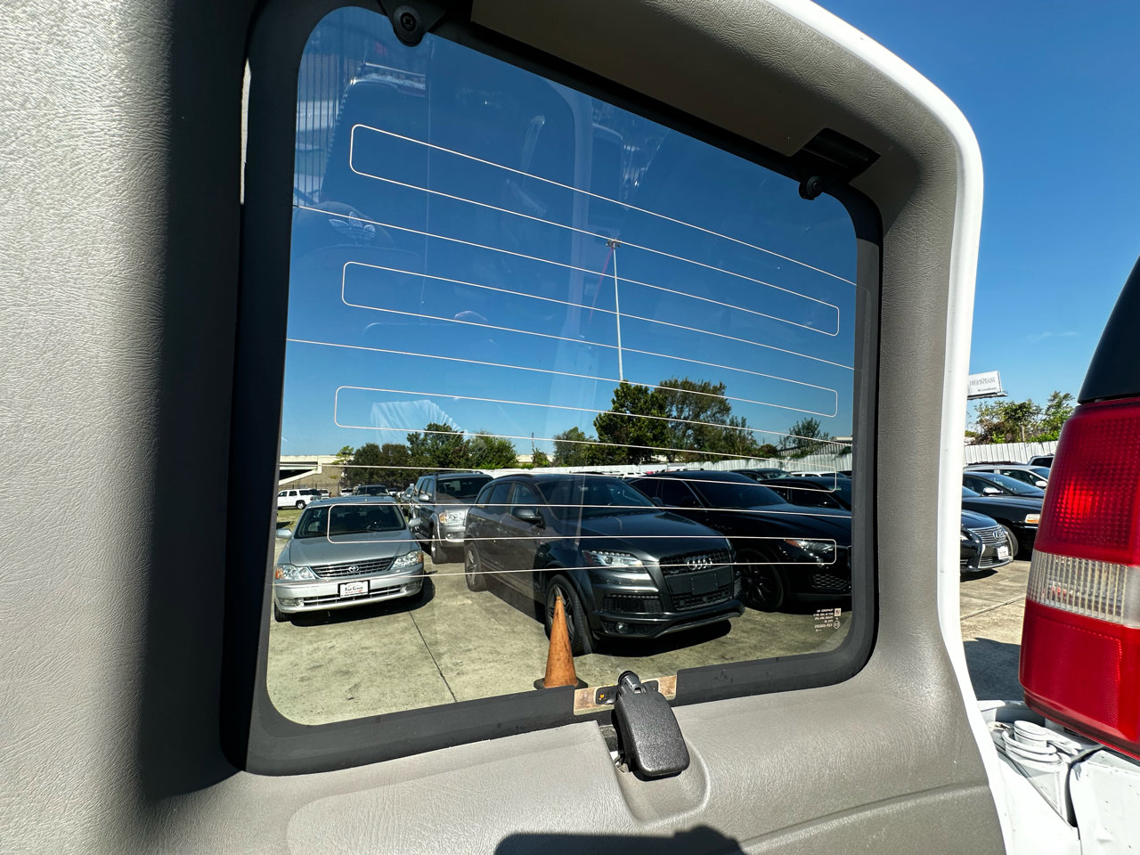 Used 2006 Chevrolet Express 3500 Passenger w/ LT Preferred Equipment Group image 47