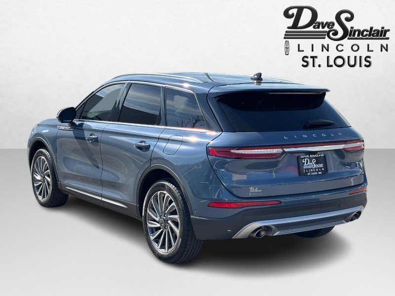 Certified 2023 Lincoln Corsair Reserve w/ Equipment Group 202A image 5