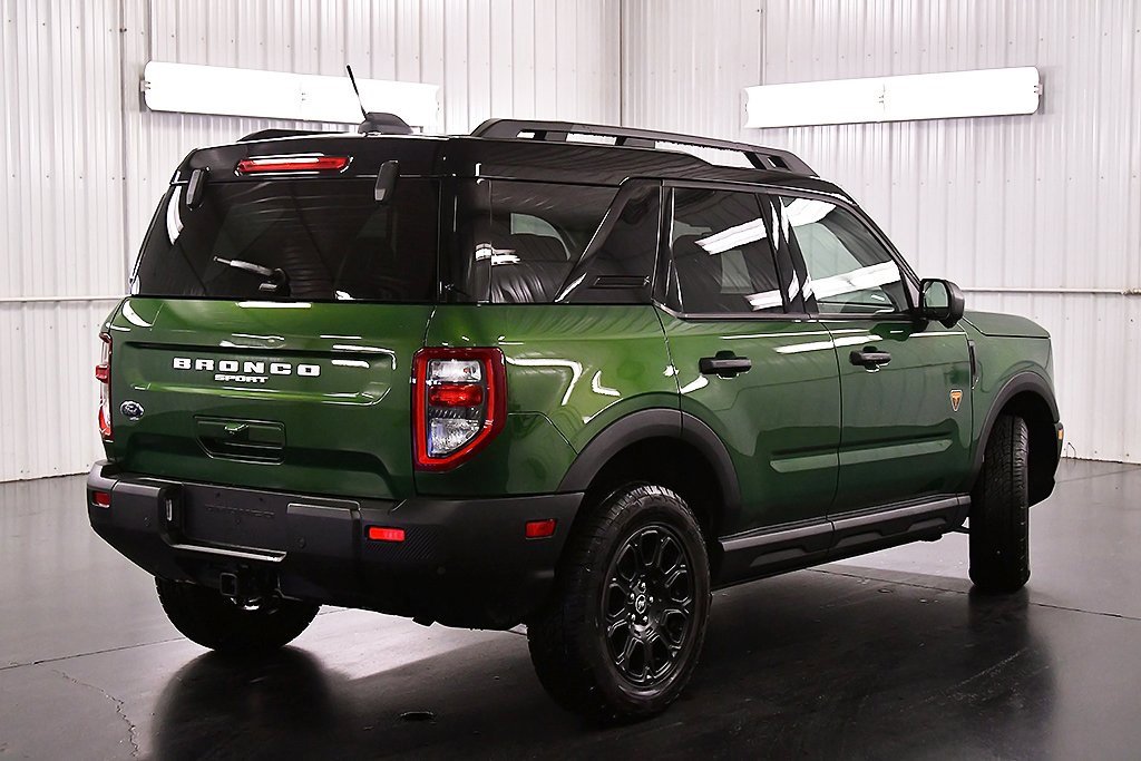 Used 2025 Ford Bronco Sport Badlands image 7