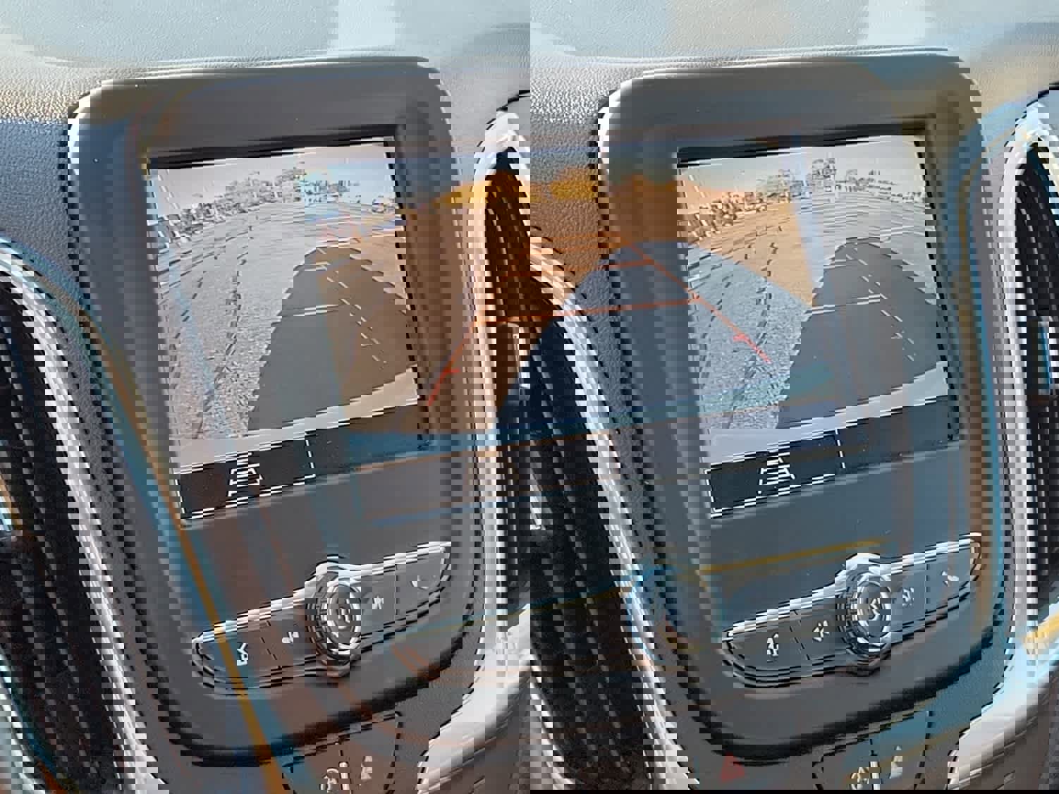 Used 2022 Chevrolet Equinox LT image 14