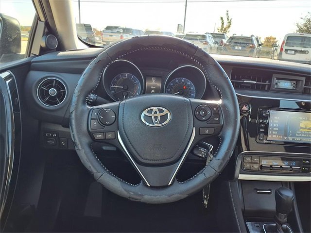 Used 2017 Toyota Corolla iM image 10