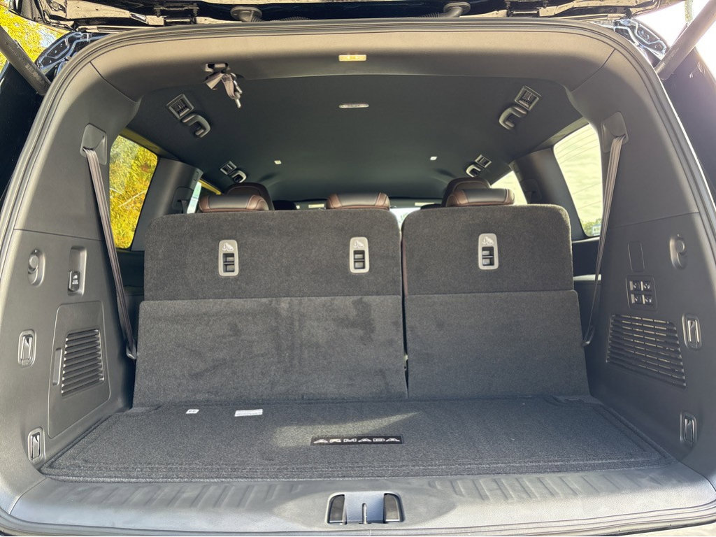 New 2026 Nissan Armada SL w/ Captain's Chari Seat Package image 29