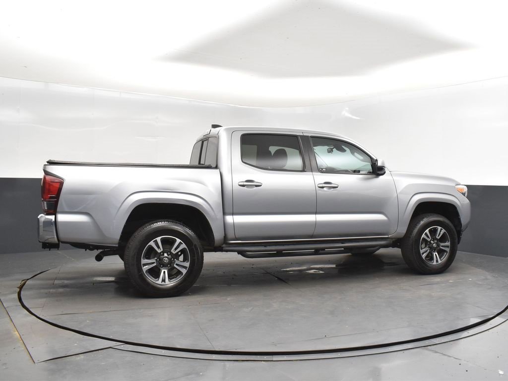 Used 2021 Toyota Tacoma SR image 8