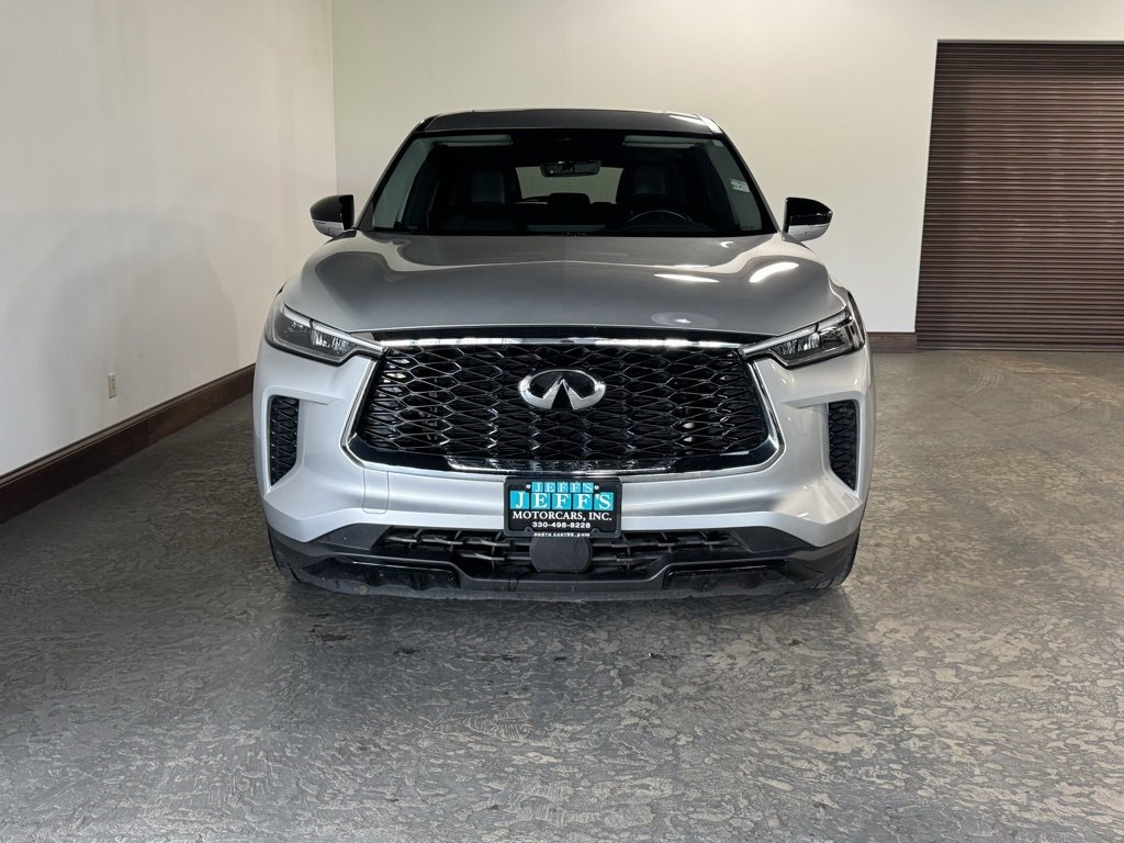 Used 2023 INFINITI QX60 Pure image 2