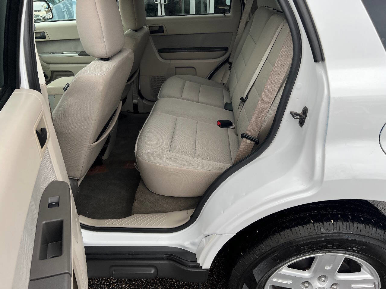 Used 2010 Ford Escape 2WD Hybrid image 21