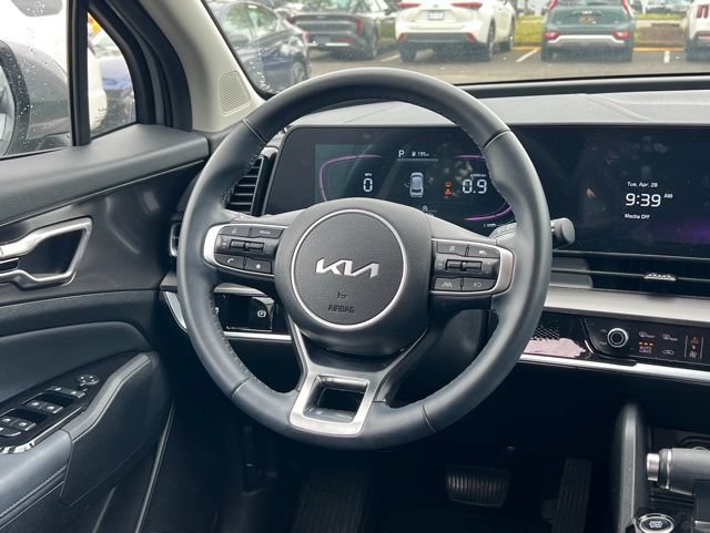 Certified 2024 Kia Sportage EX AWD/4WD image 16
