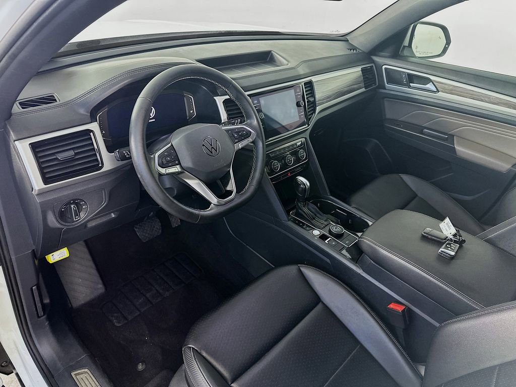 Used 2022 Volkswagen Atlas Cross Sport SE AWD/4WD image 29