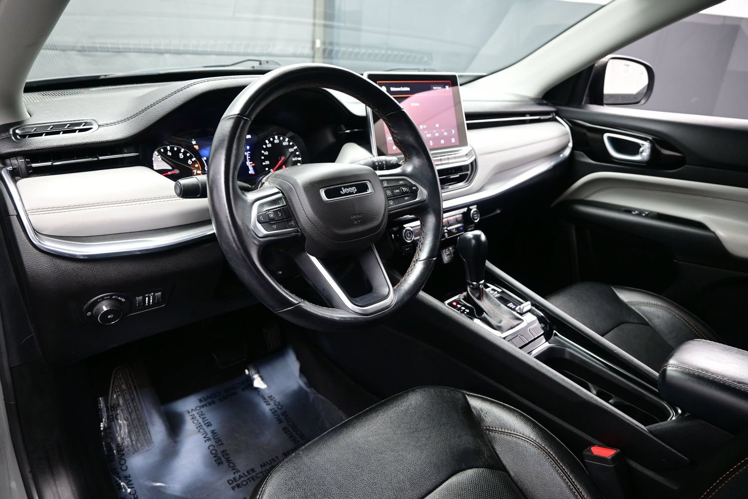 Used 2022 Jeep Compass Limited AWD/4WD image 16