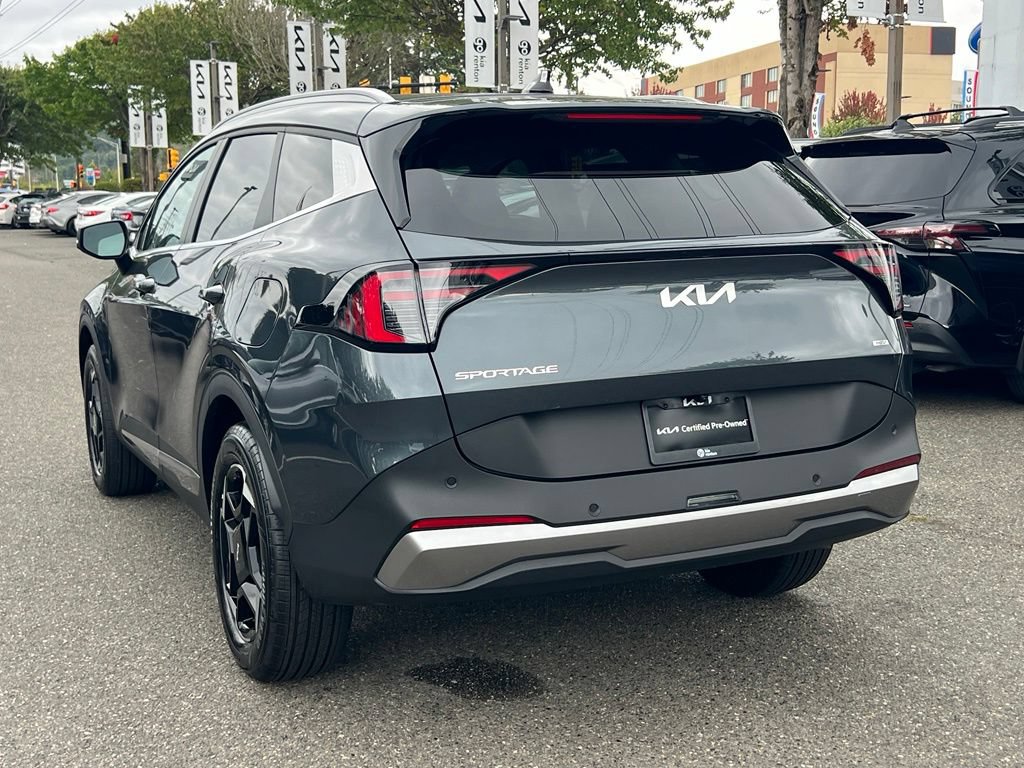 Used 2026 Kia Sportage EX AWD/4WD image 11