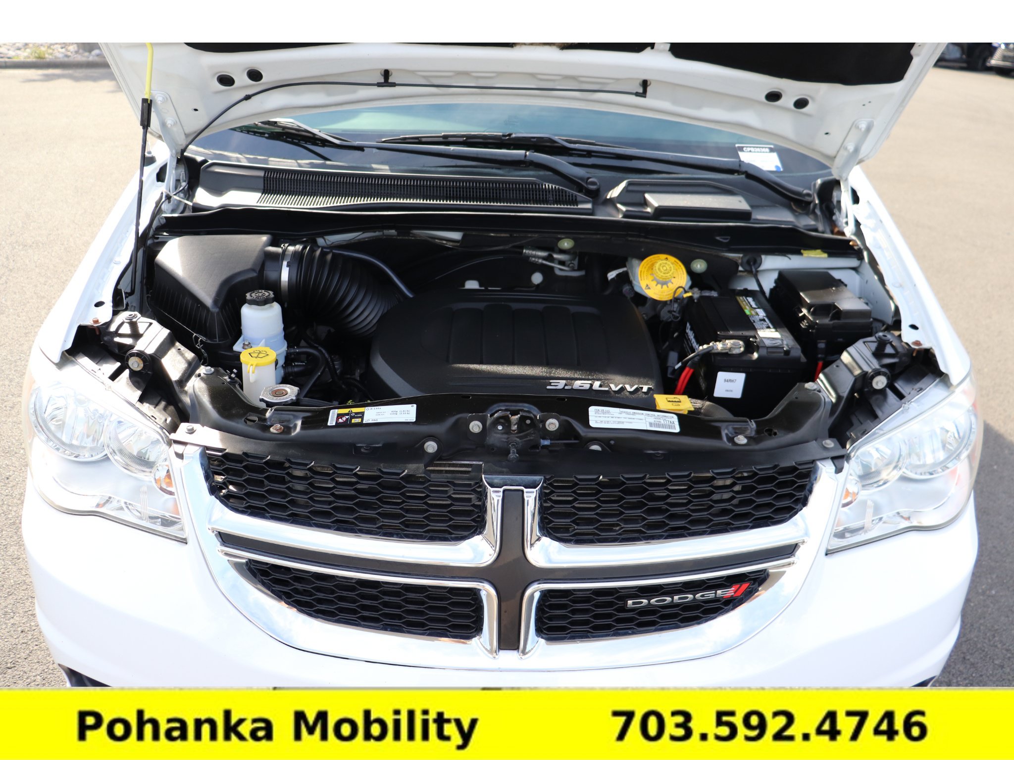 Used 2015 Dodge Grand Caravan American Value Package FWD image 28