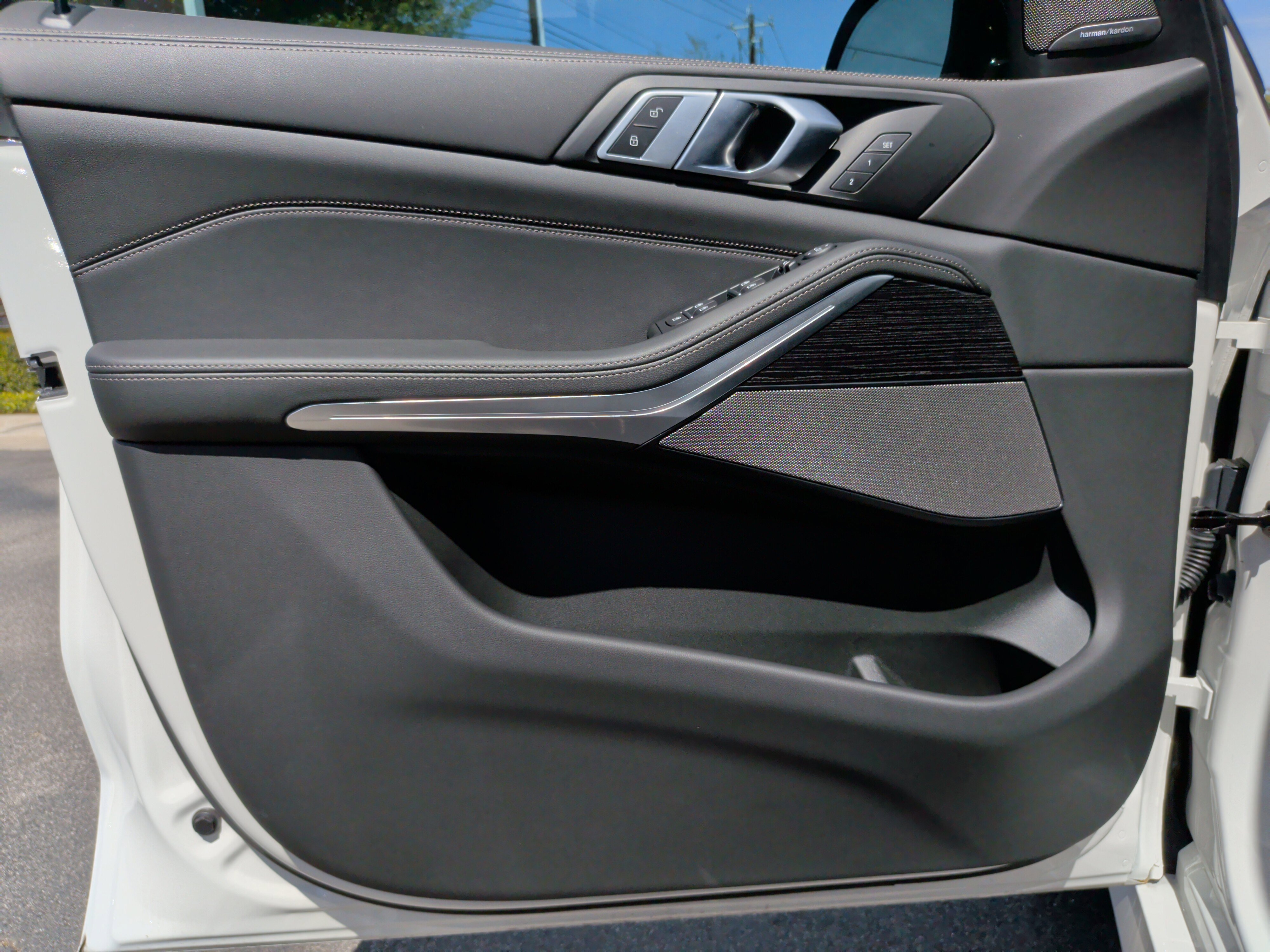 Certified 2026 BMW X5 xDrive40i w/ M Sport Package image 30