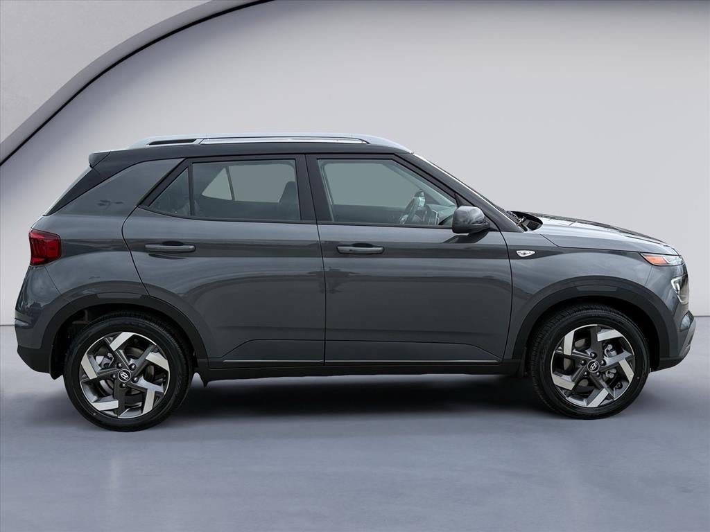 New 2026 Hyundai Venue SEL FWD image 6