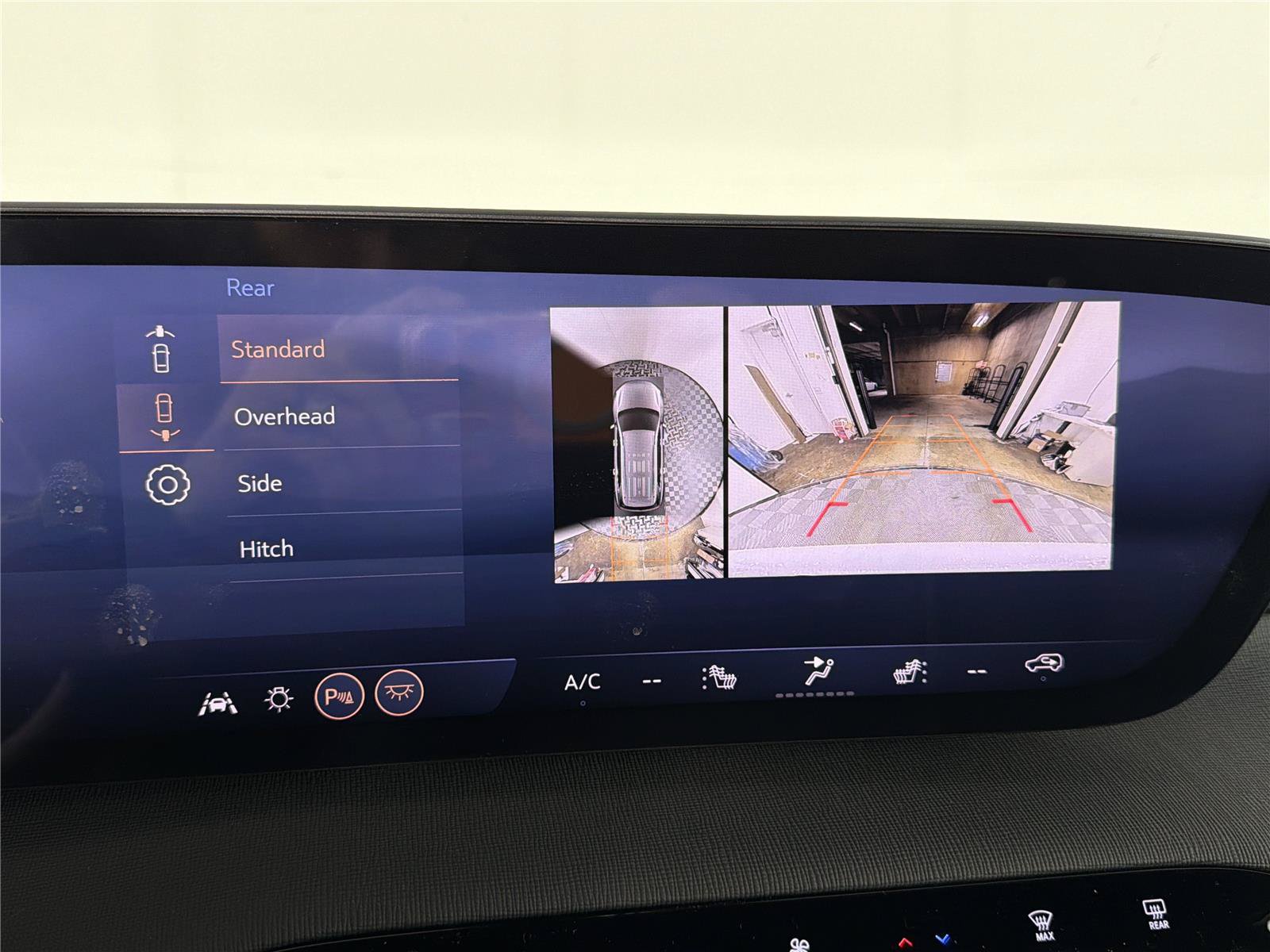 New 2026 Buick Enclave Sport Touring w/ Power Package FWD image 31