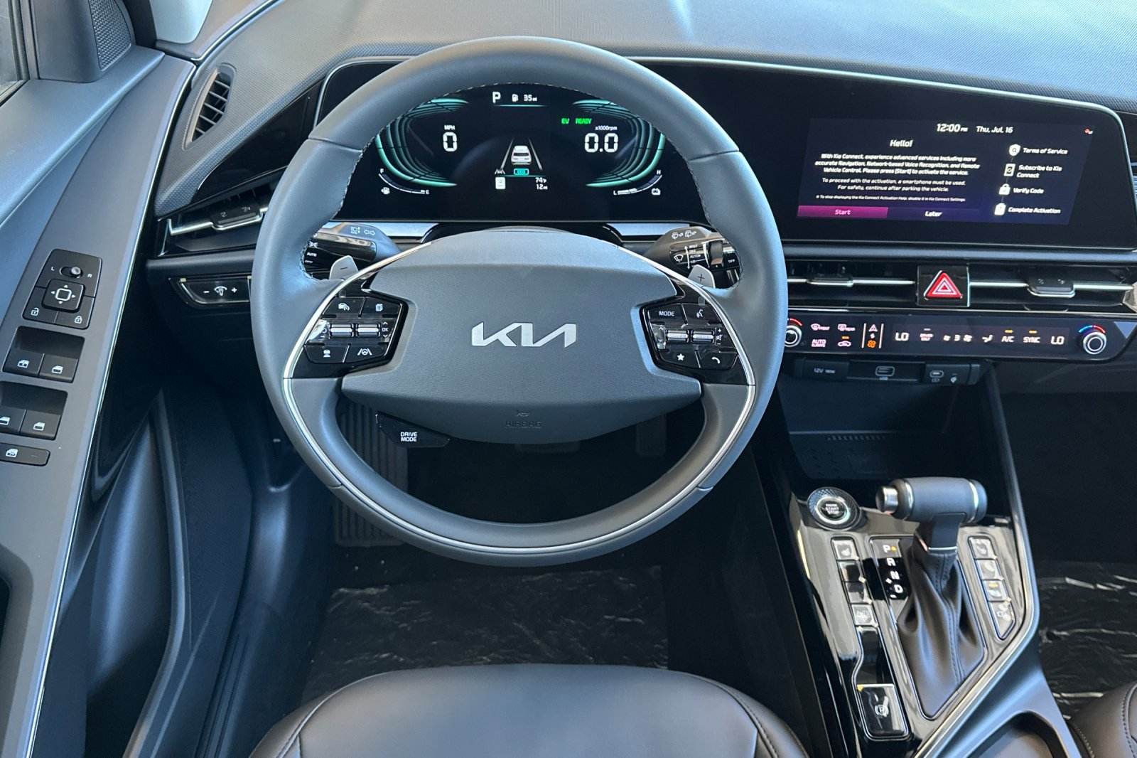New 2026 Kia Niro EX FWD image 14