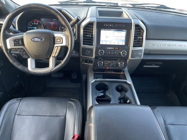 Used 2018 Ford F250 Lariat w/ Lariat Ultimate Package image 3