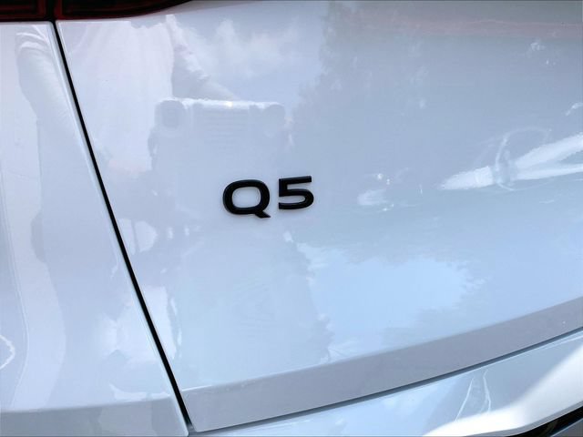 Certified 2025 Audi Q5 Premium w/ Convenience Package AWD/4WD image 33