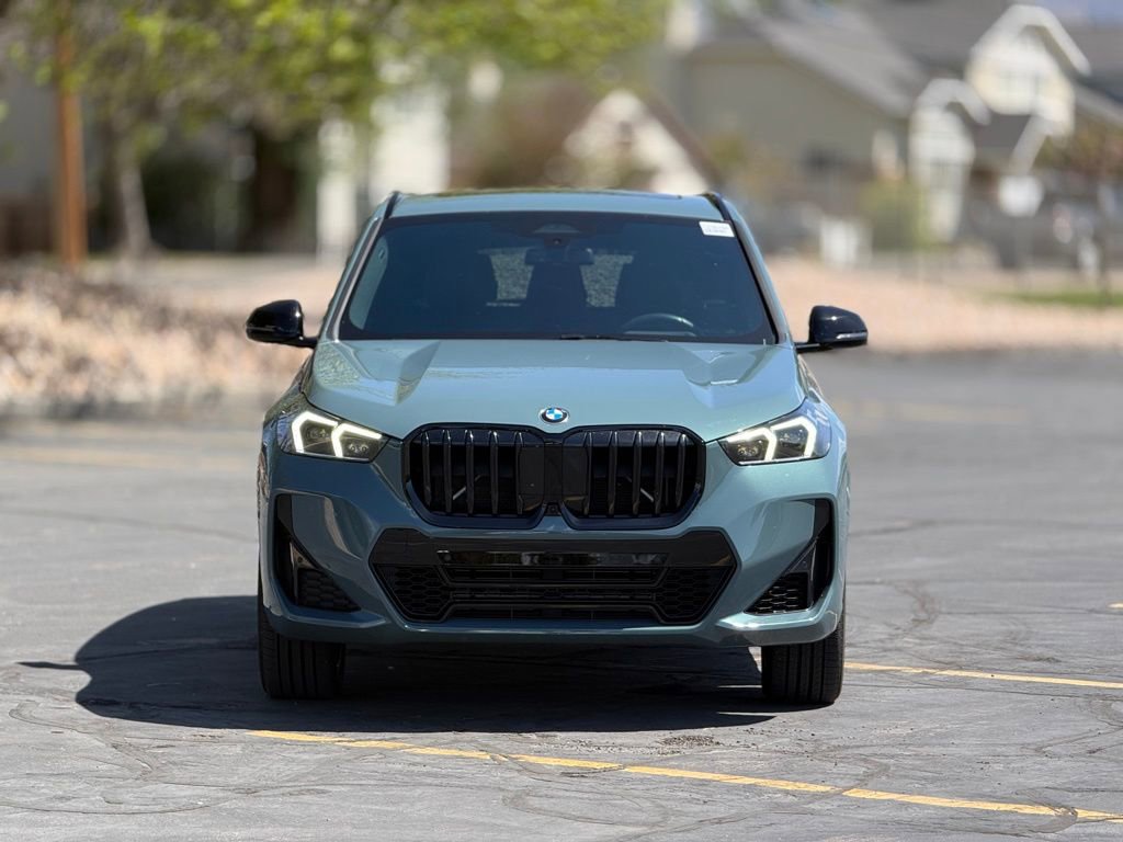 Used 2023 BMW X1 xDrive28i w/ Premium Package image 2