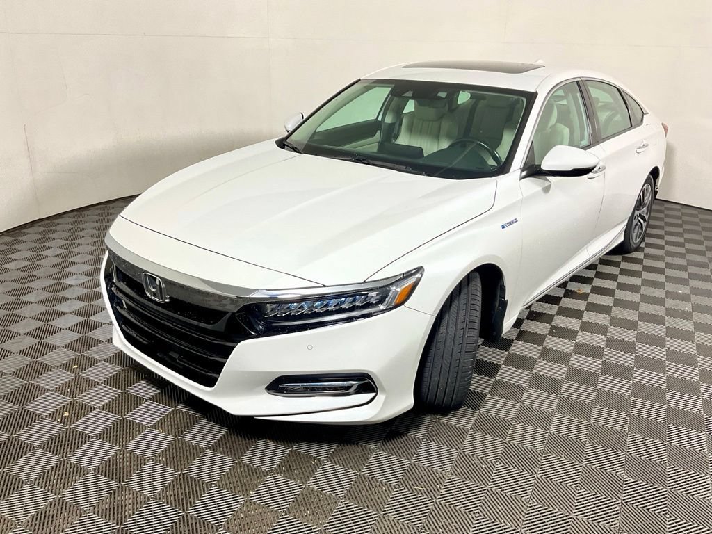 Used 2020 Honda Accord Touring image 11