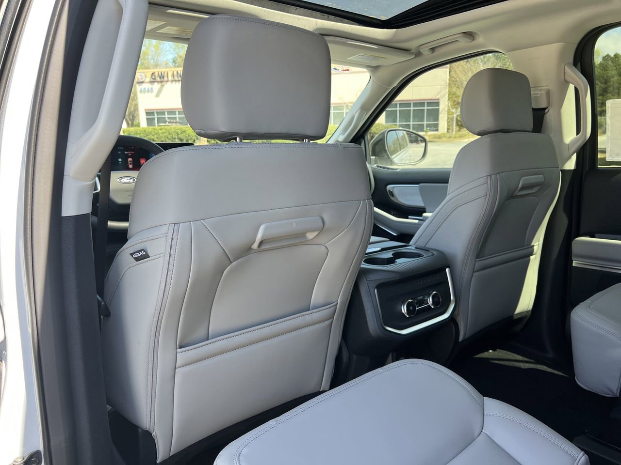 New 2026 Ford Expedition Active image 18