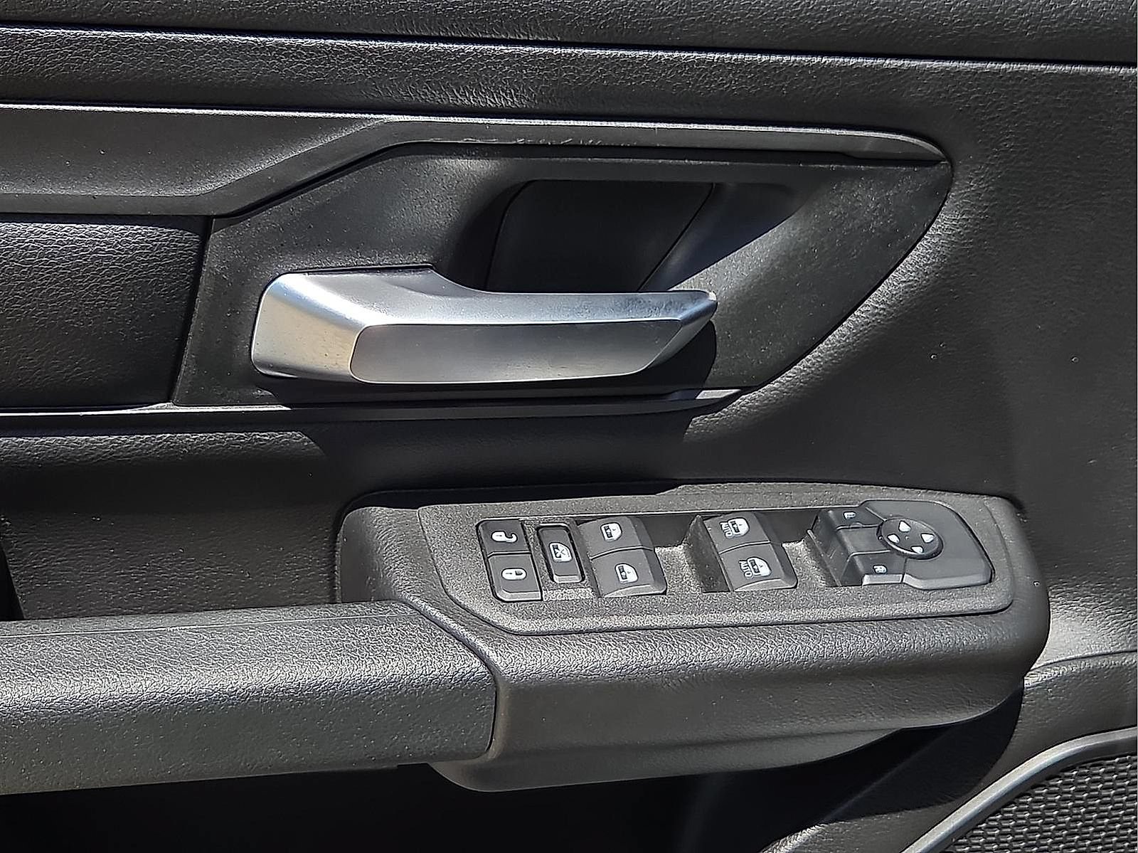 Used 2025 RAM 1500 Tradesman AWD/4WD image 13