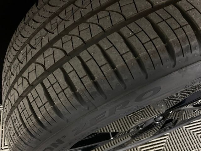 New 2026 Volvo XC40 B5 Ultra w/ Protection Package Premier image 39