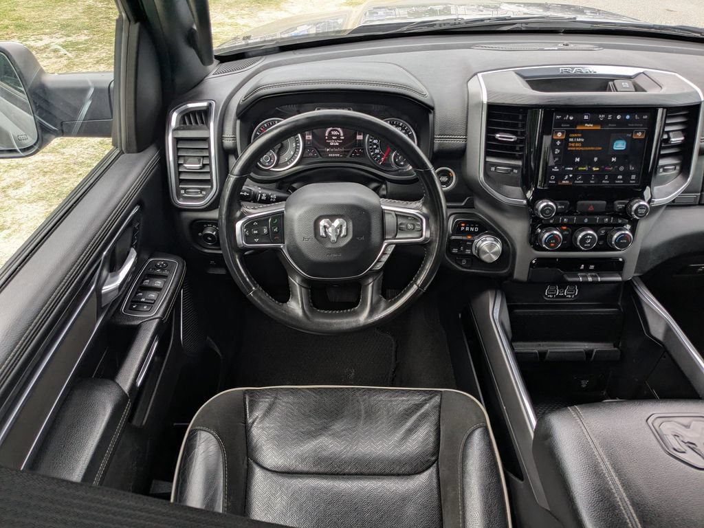 Used 2024 RAM 1500 Laramie AWD/4WD image 16