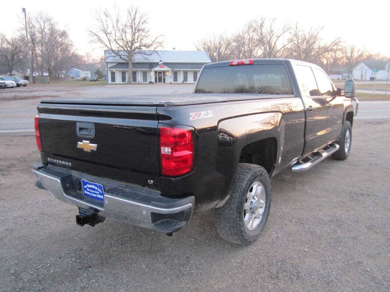 Used 2015 Chevrolet Silverado 3500 LT w/ LT Convenience Package AWD/4WD image 6